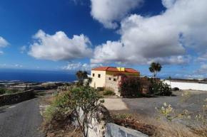 Impeccable 2-Bed House in Guia de Isora